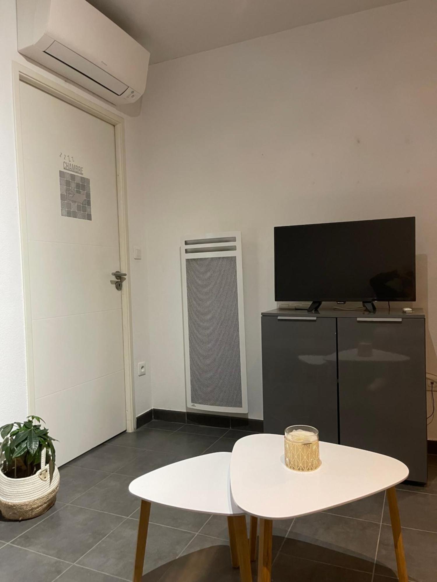 Appartement F2 Neuf Mauguio Kültér fotó
