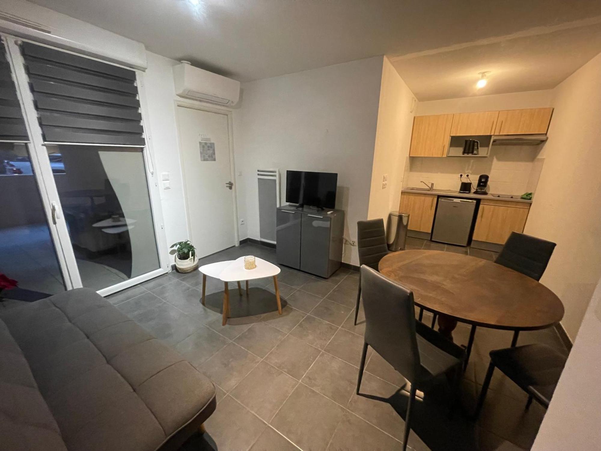 Appartement F2 Neuf Mauguio Kültér fotó